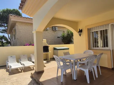 Maison à Riumar: Charme Familial avec Piscine Privée - Photo 3