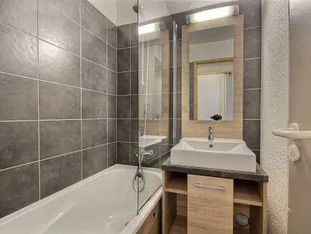 Studio cabine à Belle Plagne, 4 personnes, terrasse vue sud-ouest - Photo 5