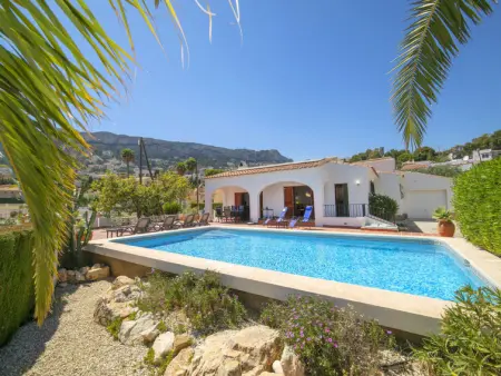 Villa Cecile, paisible et ensoleillée avec vue panoramique sur la mer - Photo 6