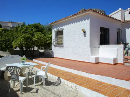 Villa Cecile, paisible et ensoleillée avec vue panoramique sur la mer - Photo 25