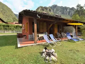 Huisje in Idro Lago d'Idro,Villa Pineta IT2114.611.1 N°242262