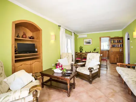 Villa Amber, petit havre de paix au coeur d’un jardin fleuri et ensoleillé - Photo 25