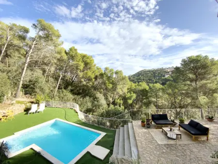 Villa méditerranéenne rénovée près de la plage avec piscine - Photo 1