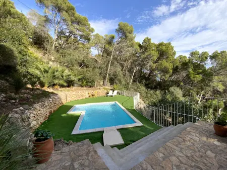 Villa méditerranéenne rénovée près de la plage avec piscine - Photo 2