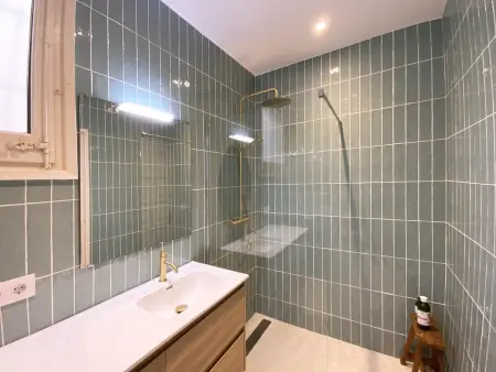 Villa méditerranéenne rénovée près de la plage avec piscine - Photo 15
