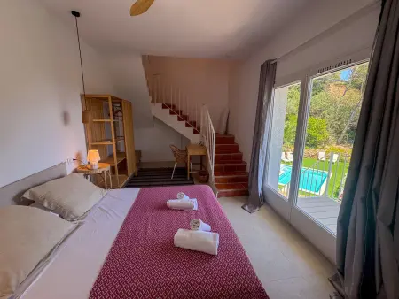 Villa méditerranéenne rénovée près de la plage avec piscine - Photo 19