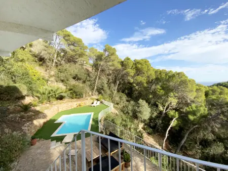Villa méditerranéenne rénovée près de la plage avec piscine - Photo 23