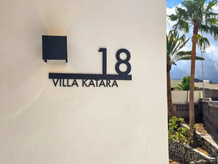 Superbe Villa avec Piscine Privée et Garage à Tabaiba - Photo 1