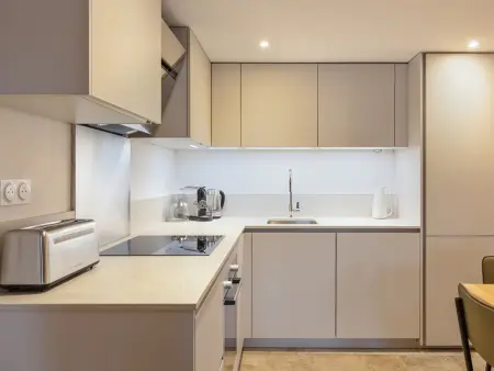Triplex rénové au coeur du village avec jardin privé - Photo 4