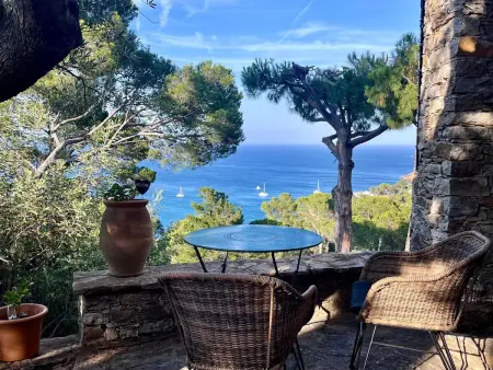 Charmant Appartement Rustique avec Piscine Privée, Proche Plage - Begur - Photo 18