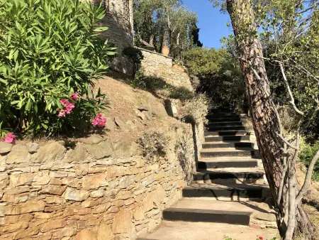 Charmant Appartement Rustique avec Piscine Privée, Proche Plage - Begur - Photo 20