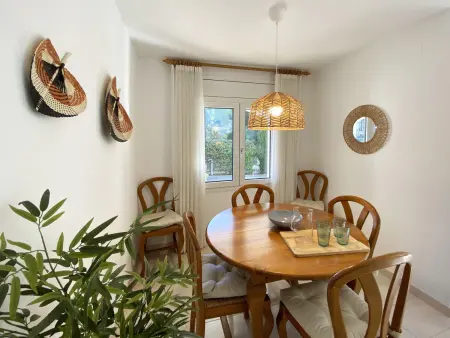 Appartement tranquille à 400m de la plage avec terrasse à Begur - Photo 9