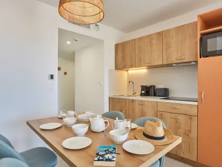Résidence Odalys Collection Riviera, Appartement 6 personnes à Hyères - Photo 12