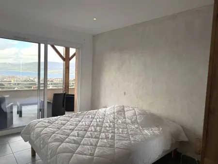 Appartement spacieux avec terrasse, piscine et proximité plages - Photo 11