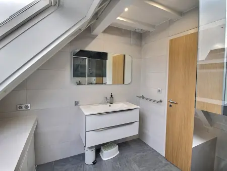 Maison spacieuse à Colmar, 5 chambres, terrasse, WiFi, parking gratuit - Photo 17