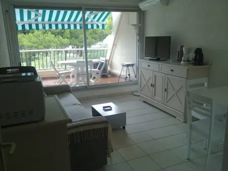 Studio cabine climatisé avec piscine et parking au Grau du Roi - Photo 6
