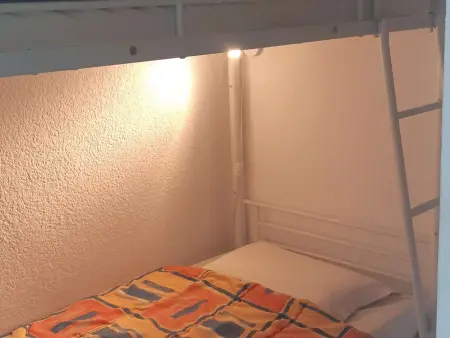 Studio cabine climatisé avec piscine et parking au Grau du Roi - Photo 7