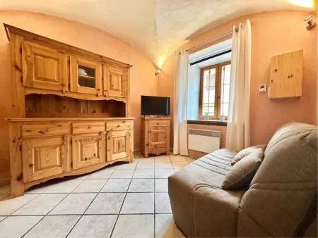 Charmant 2 pièces avec Wi-Fi et parking à La Salle-les-Alpes - Photo 2