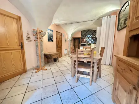 Charmant 2 pièces avec Wi-Fi et parking à La Salle-les-Alpes - Photo 5