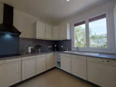 Maison familiale au calme avec jardin et barbecue - Photo 12