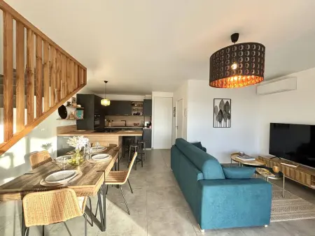Duplex avec terrasse, climatisation, Wi-Fi, parking, proche plage à Cargèse - Photo 1