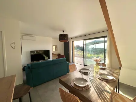 Duplex avec terrasse, climatisation, Wi-Fi, parking, proche plage à Cargèse - Photo 5