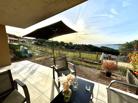 Duplex avec terrasse, climatisation, Wi-Fi, parking, proche plage à Cargèse - Photo 23