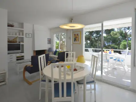 Appartement avec piscine à 400 m de la plage à Begur, Aiguablava - Photo 6