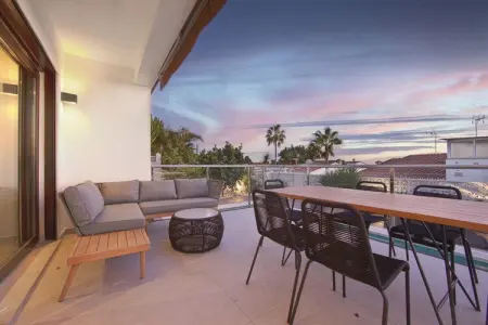 Modern Villa close to Costabella beach, Villa en Espagne près de plage et piscine - Photo 4