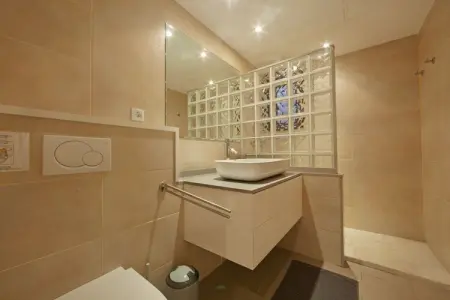 Modern Villa close to Costabella beach, Villa en Espagne près de plage et piscine - Photo 22