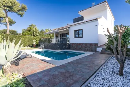 Modern Villa close to Costabella beach, Villa en Espagne près de plage et piscine - Photo 27