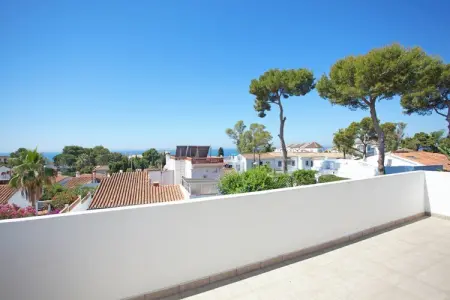 Modern Villa close to Costabella beach, Villa en Espagne près de plage et piscine - Photo 35