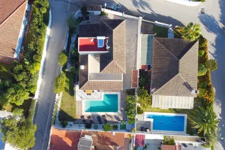 Modern Villa close to Costabella beach, Villa en Espagne près de plage et piscine - Photo 37