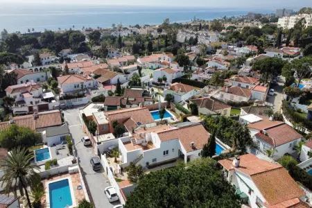 Villa Madrugada, beachside villa in Costabella, Villa à Marbella proche Plage - Photo 63