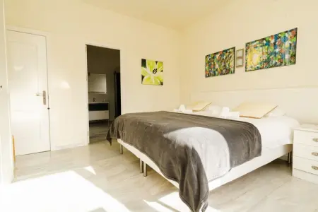 Villa Sol y Mar, Villa à Marbella avec piscine et plage - Photo 15