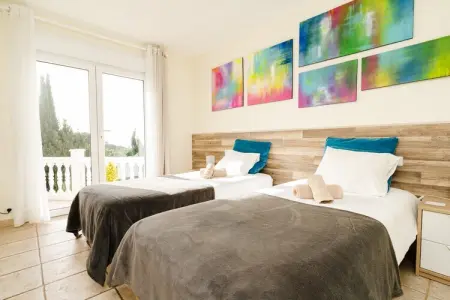 Villa Sol y Mar, Villa à Marbella avec piscine et plage - Photo 24