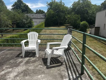 Studio entre Thermes et centre-ville avec jardin, parking et WIFI - Photo 8