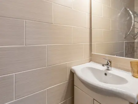Studio moderne pour 4 pers, balcon sud, proche piste, résidence Roc Rouge - Photo 13