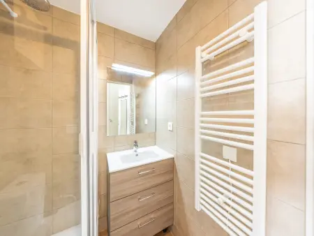 Studio moderne idéal pour 2, au pied des pistes - Photo 6