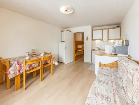 Studio confort 4 pers, au pied des pistes, balcon sud - Photo 4