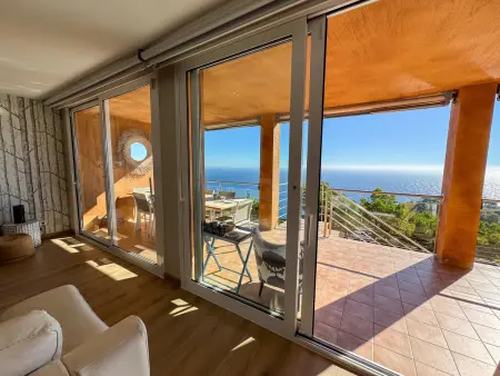 Maison mitoyenne à Begur avec piscine et parking, vue sur mer - Photo 4