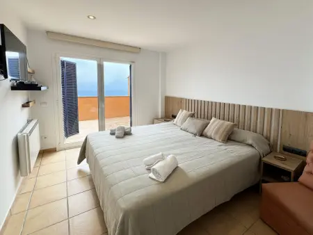 Maison mitoyenne à Begur avec piscine et parking, vue sur mer - Photo 15