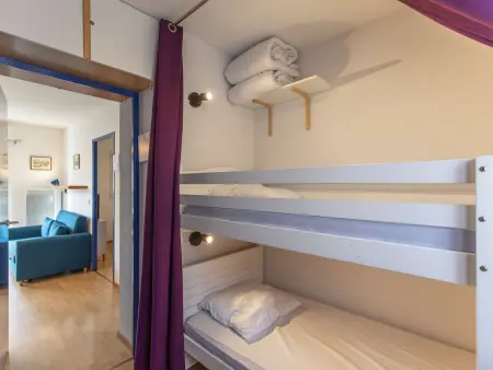T2 cabine, 5 pers, balcon, parking, près des commodités - Photo 4