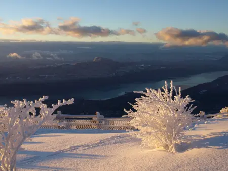 Studio skis aux pieds avec balcon ensoleillé - Animaux admis, parking inclus - Photo 9