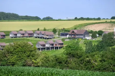 Residence Le Domaine du Val Grand-Laviers // T4, Chalet en bois à Abbeville près de Somme - Photo 5