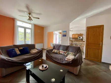 Cambo-les-Bains : T3 rénové, 4 pers, proche thermes, wifi - Photo 3