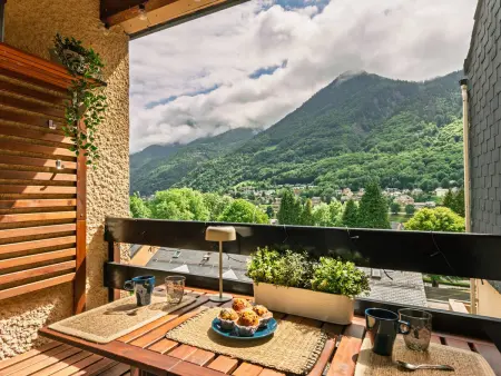 Appartement neuf 6 pers, balcon, parking à Cauterets - Photo 2