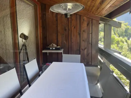 Appartement pour 5 personnes avec vue sur montagnes et village, à Cauterets, proche télécabines - Photo 9