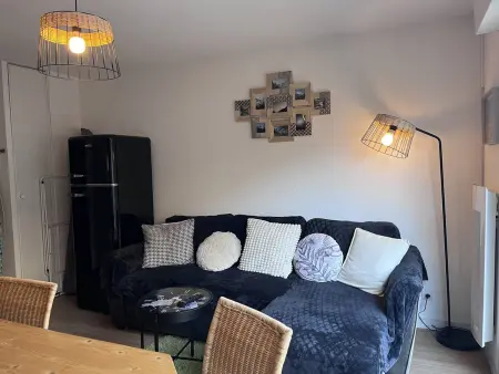 Appartement avec terrasse et parking, 2 chambres, au cœur des montagnes - Photo 4