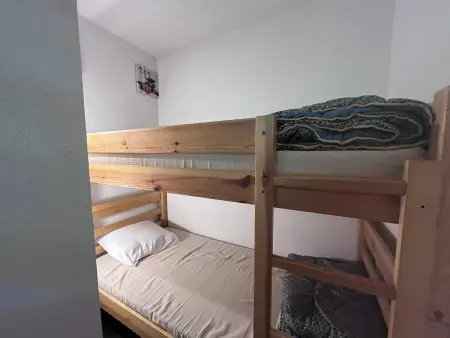 Appartement avec terrasse et parking, 2 chambres, au cœur des montagnes - Photo 5